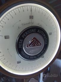 bilancia pesa persone 