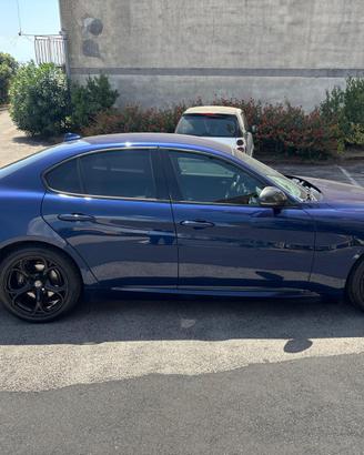 Alfa Romeo Giulia 2.2mjt 150cv