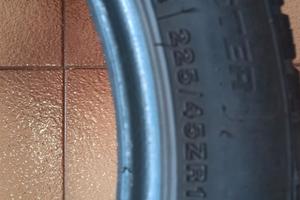 Gomme Minerva quattro stagioni 225 45 17