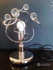 Lampada da arredamento in metallo cromata