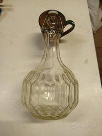 Vecchia, bottiglia, in vetro stampato altezza cm24