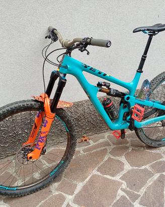 MTB Yeti SB 150 29 carbon turq top di gamma