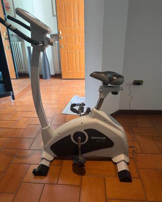 Cyclette verticale programmabile KETTLER giro P