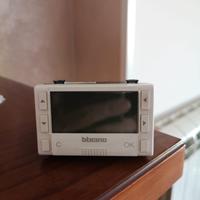 Cronotermostato BTICINO MATIX AM5721