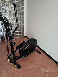 Ellittica DOMYOS 520 autoalimentata, come nuova