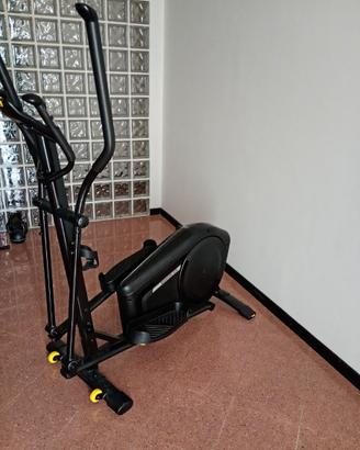 Ellittica DOMYOS 520 autoalimentata, come nuova