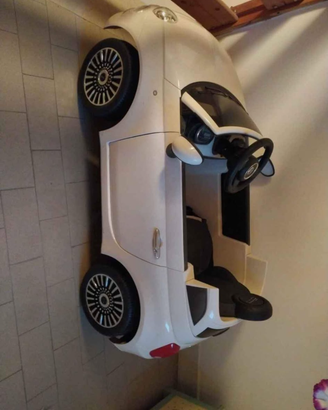 Macchinina elettrica 500 fiat