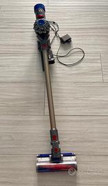Dyson v8