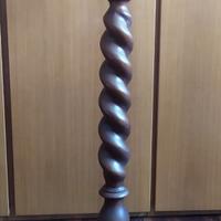 Piedistallo, colonna in legno vintage