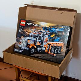 Lego Technic 42128 heavy duty tow truck