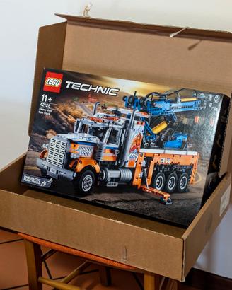 Lego Technic 42128 heavy duty tow truck