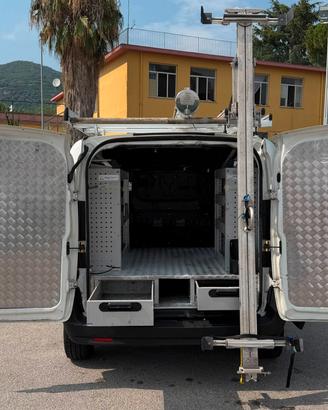 FIAT DOBLO' 1.6 OFFICINA MOBILE