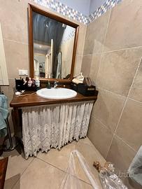 Mobile bagno lavabo e specchio compreso