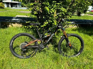 Canyon Torque CF9 Carbon