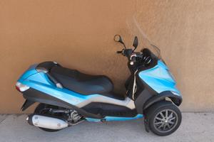 Piaggio MP3 250