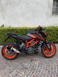 Ktm duke 125