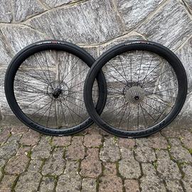 Ruote Bontrager Aeolus Pro 37 Disc in carbonio