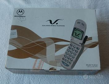 MOTOROLA V 3690