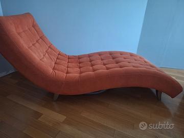Chaise longue