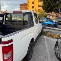 mhaindra genio pik up