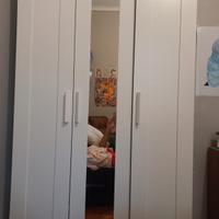 Armadio BRIMNES IKEA usato in buone condizioni