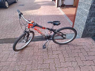 bicicletta Mountain bike 24"