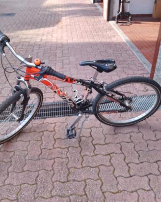 bicicletta Mountain bike 24"