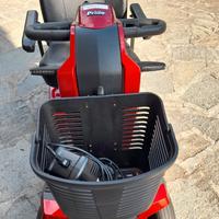 Scooter elettrico usato per disabili pony 4