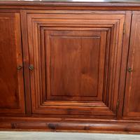 Mobile da sala Arthema in legno massello 