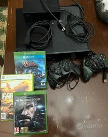 Xbox One- 3 giochi, 2 joystick, cavi