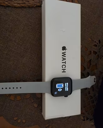 Apple watch SE 