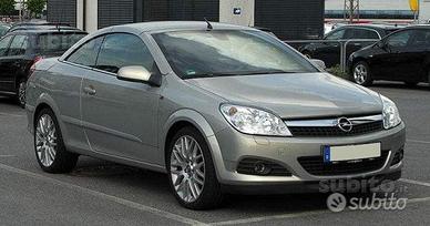 Parabrezza Opel Astra H Coupe/Cabriolet