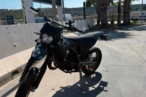 Motard Fantic XM 2025