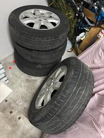 4 ruote complete di cerchio per honda CRV anno 200