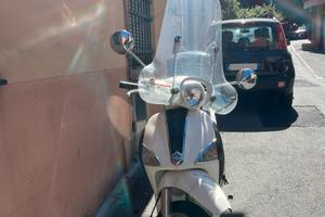 Scooter Liberty 125
