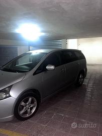 Mitsubishi grandis anno 2006