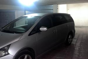 Mitsubishi grandis anno 2006
