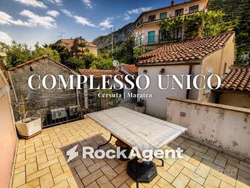 Casa indipendente di 200 m² con più di 5 locali a 