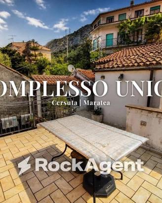 Casa indipendente di 200 m² con più di 5 locali a 