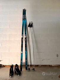 Sci fondo tecnica classica e scarponi donna