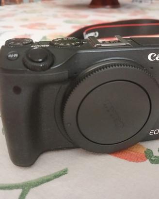 Canon EOS M3 - solo corpo
