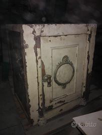 cassaforte antica fumeo enrico - milano 1880