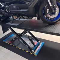 PONTE ALZAMOTO E SCOOTER ELETTRICO 