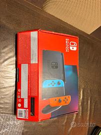 Nintendo  Switch V2 + gioco JUMANJI + Fodero