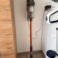 Dyson v10 aspirapolvere