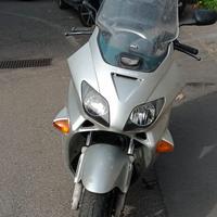 Honda jazz 250 cc anno 2004