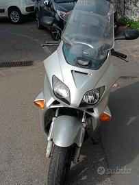 Honda jazz 250 cc anno 2004