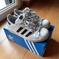 Adidas superstar