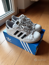 Adidas superstar