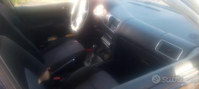 VOLKSWAGEN Golf 4ª serie